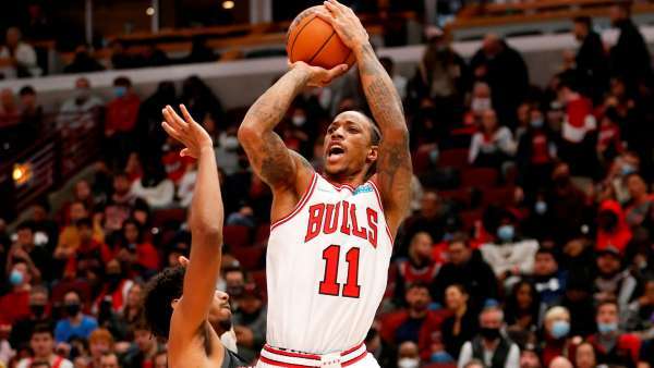  公牛德罗赞绝杀成瘾，连续五场上演压哨奇迹  